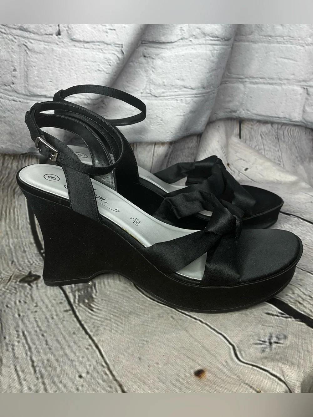 Vtg y2k Bratz Whimsigoth Black Promcore Satin Chunky Platform Wedge Sandals Sz 8 - Picture 2 of 10